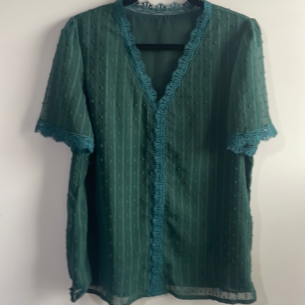Green short sleeve blouse